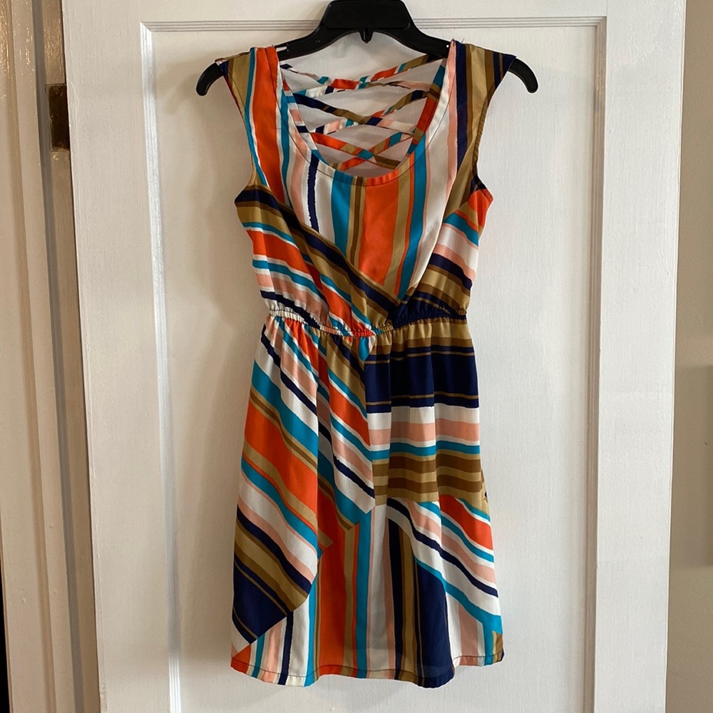 Xhilaration Woman’s Abstract Sleeveless Midi Dress with Zig-Zag Back- Size S
